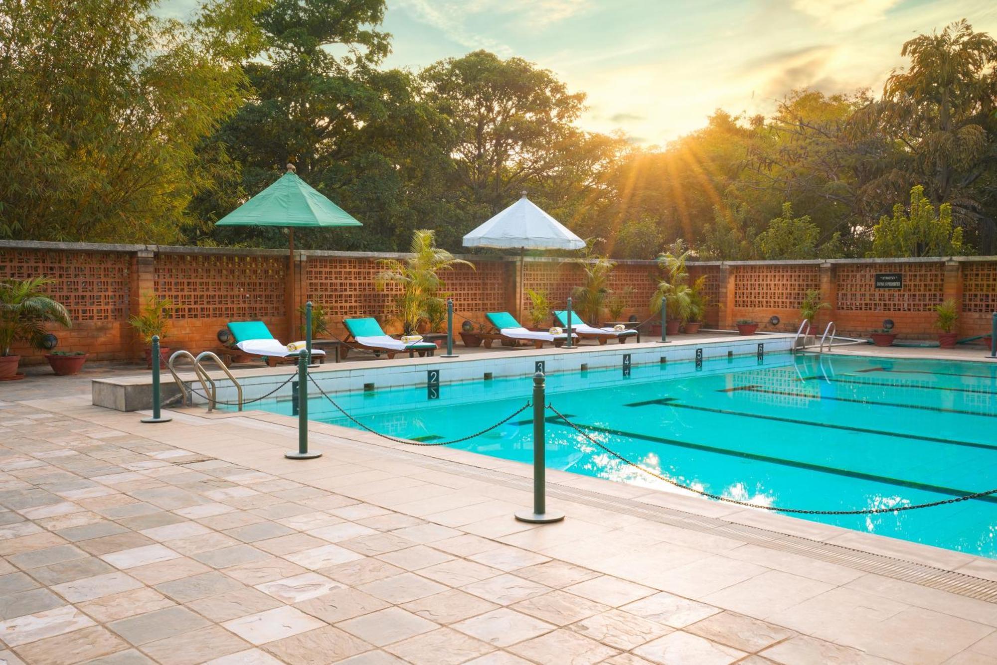 Olde Bangalore Resort And Wellness Center Devanahalli Екстериор снимка